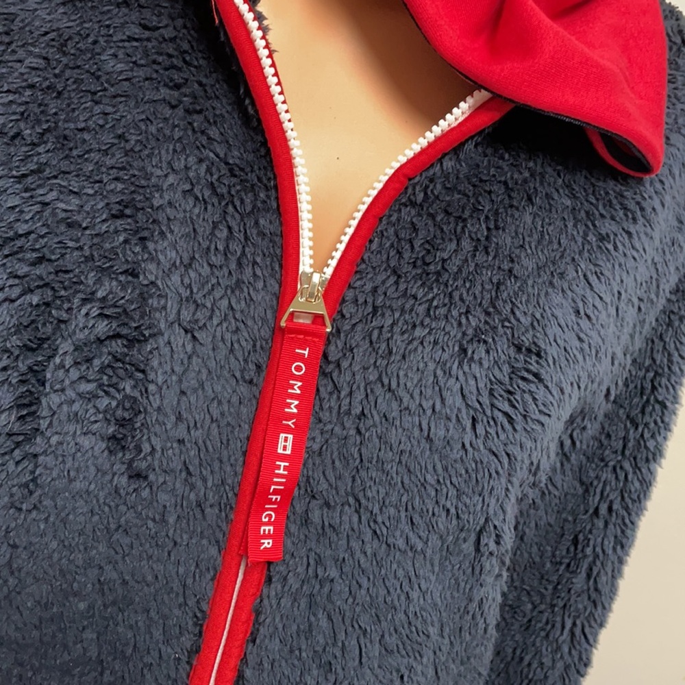 ๐ฅNWT- Tommy Hilfiger Global Sherpa Jacket (Sale) - Picture 7 of 13